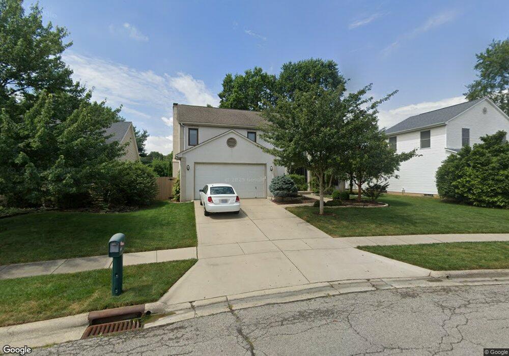 1607 Denbigh Dr, Columbus, OH 43220 - photo 1