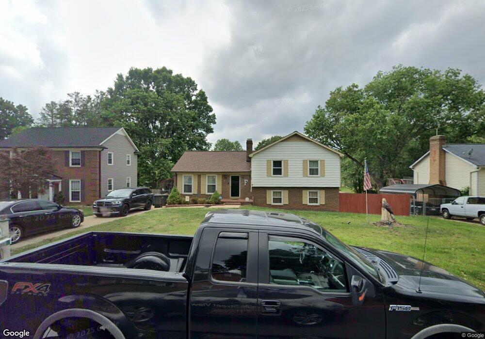 621 Old Farm Rd, Statesville, NC 28625 - photo 1