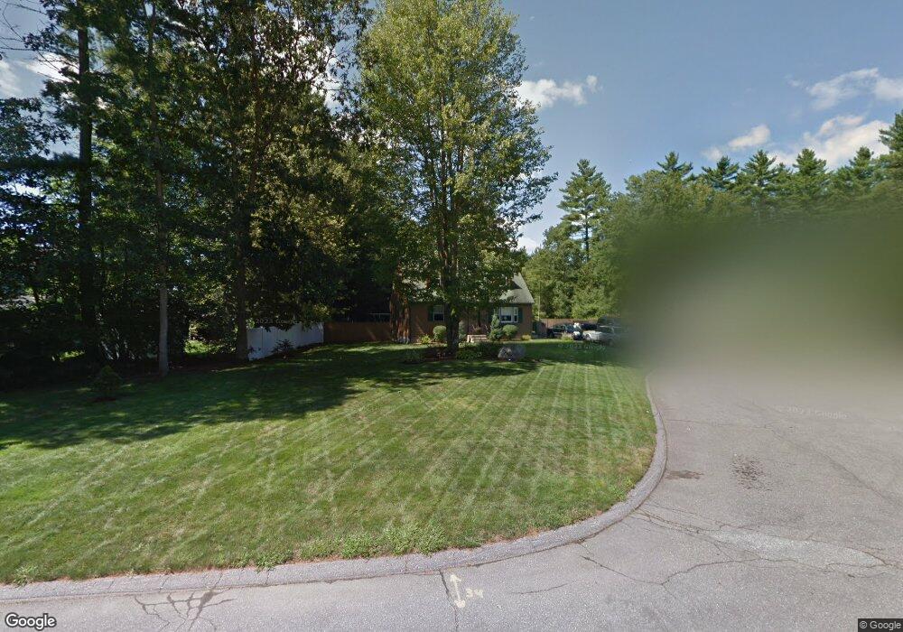 34 Iris Dr, MerriMacK, NH 03054 - photo 1