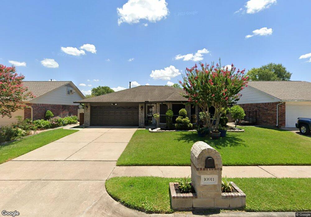 10911 Covered Bridge St, Houston, TX 77075 - photo 1