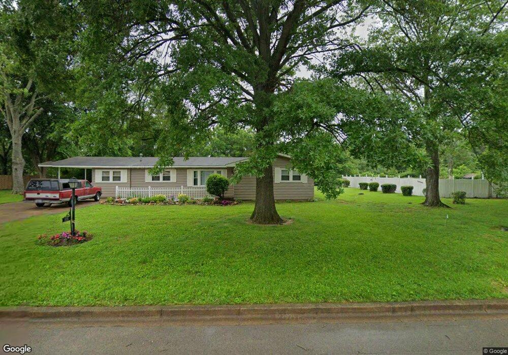 328 Aldergate St, Farmington, MO 63640 - photo 1