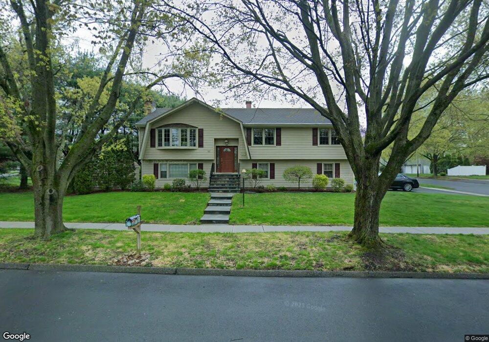 25 Sheffield Cir, Stratford, CT 06614 - photo 1