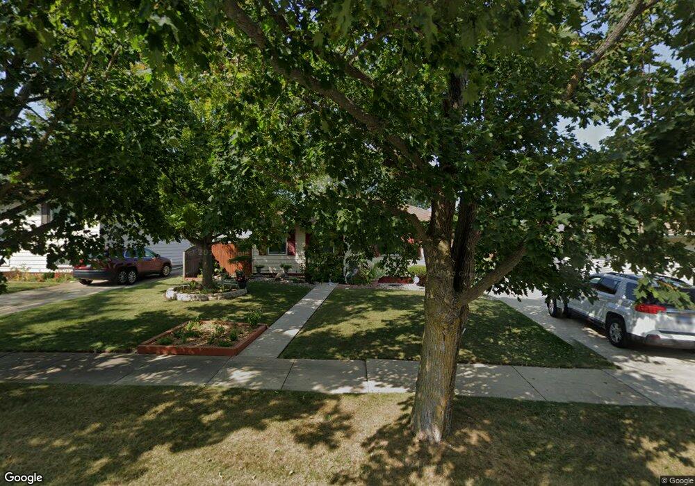 2728 W Cheyenne Rd, Waukegan, IL 60087 - photo 1