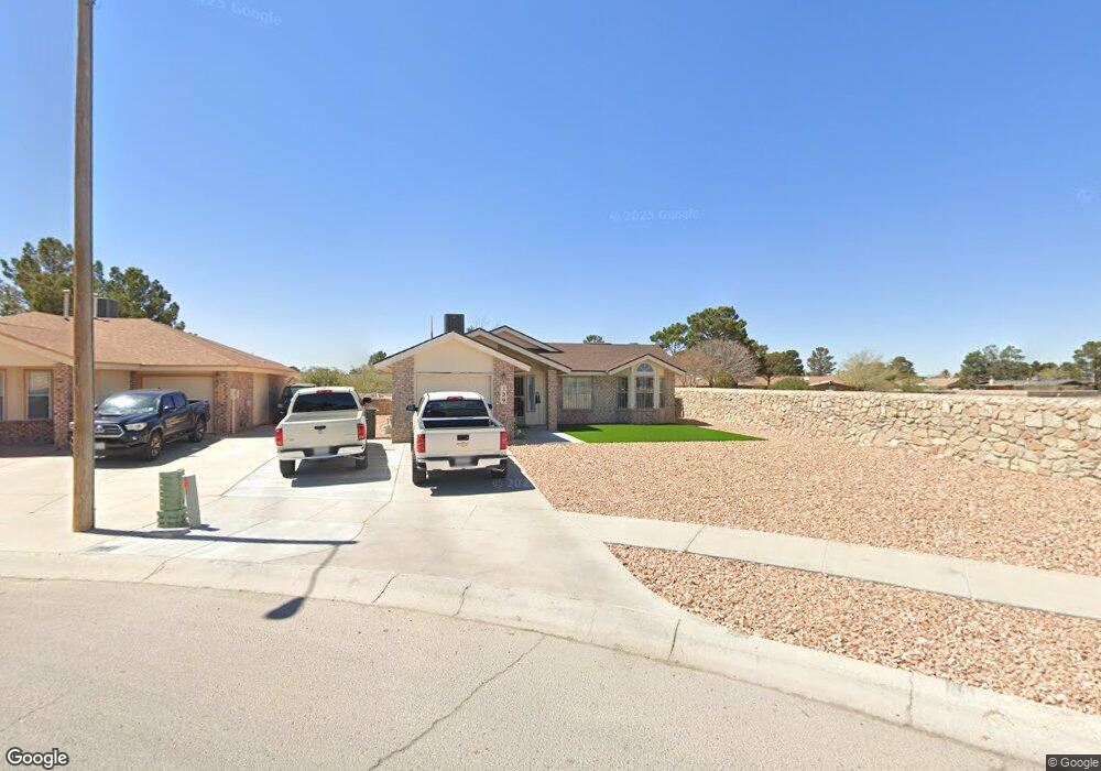 329 Las Palomas Dr, Horizon City, TX 79928 - photo 1