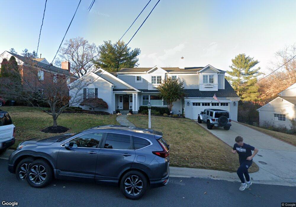 8042 Glendale Rd, Chevy Chase, MD 20815 - photo 1