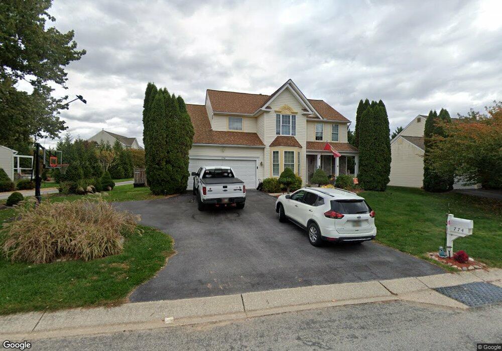 774 Sussex Ct, Sykesville, MD 21784 - photo 1