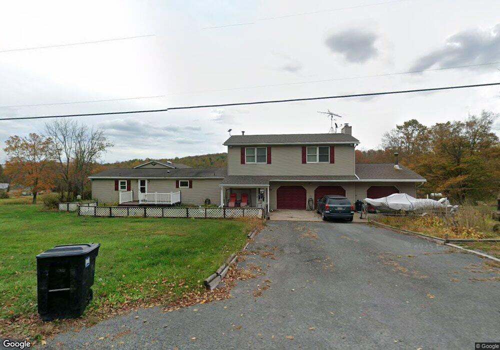 196 Bridge St, Honesdale, PA 18431 - photo 1