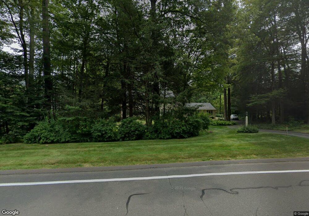 188 Stagecoach Rd, Avon, CT 06001 - photo 1