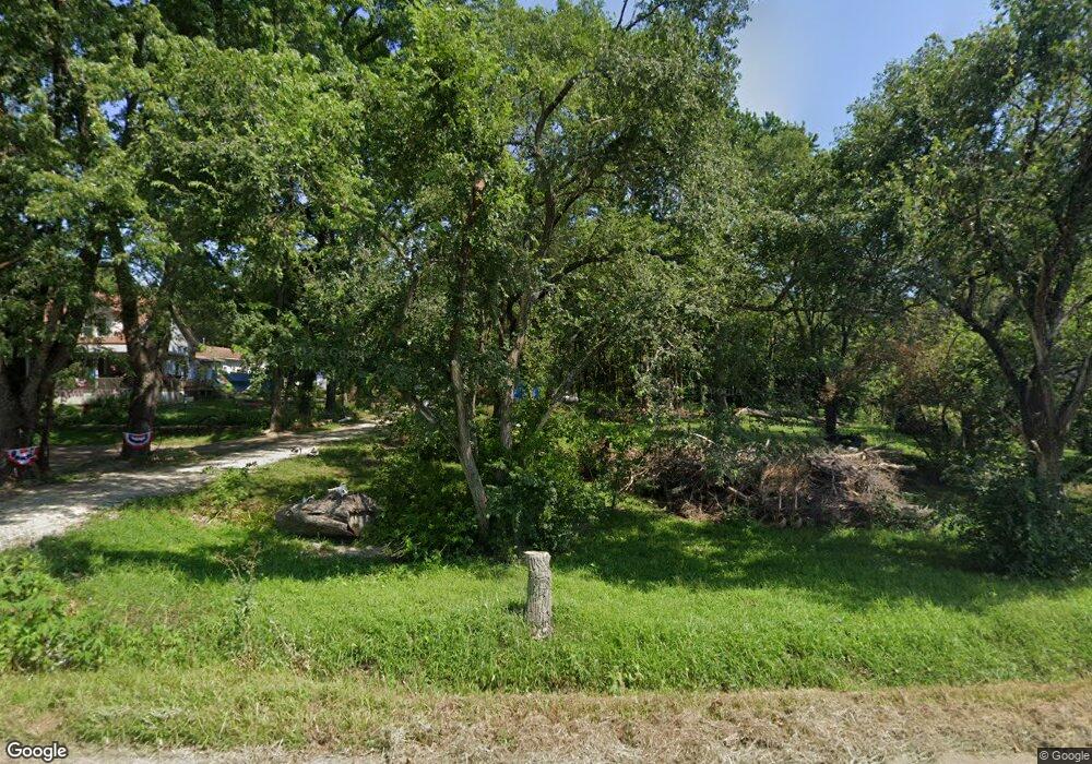 1530 SW 99th St, Wakarusa, KS 66546 - photo 1