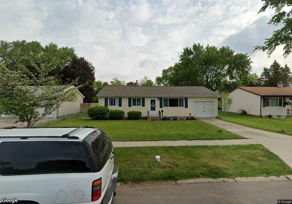 726 Hiawatha Dr, Elkhart, IN 46517 - photo 1