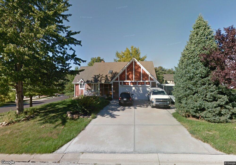 5780 Richards Cir, Shawnee, KS 66216 - photo 1