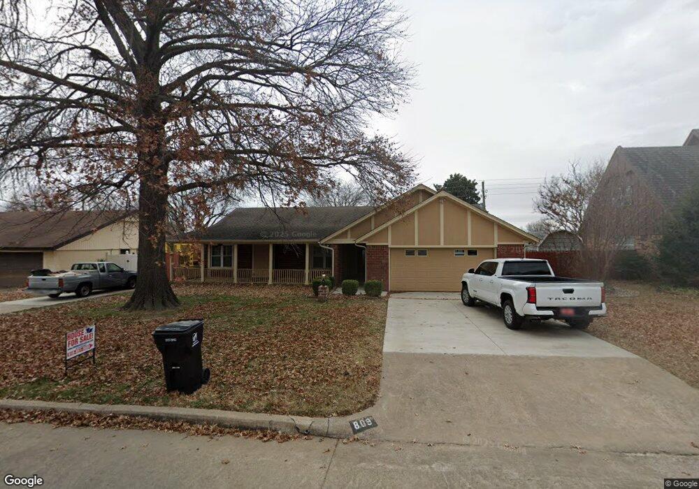 809 W Utica St, Broken Arrow, OK 74011 - photo 1