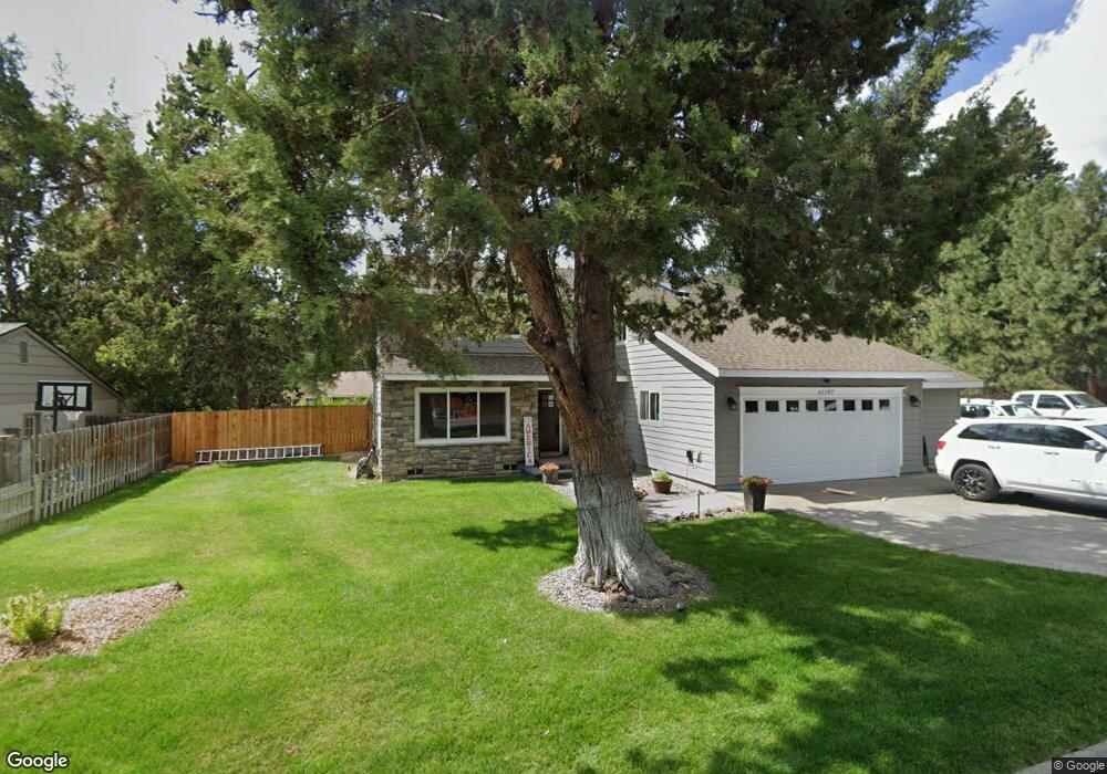 61197 Benham Rd, Bend, OR 97702 - photo 1