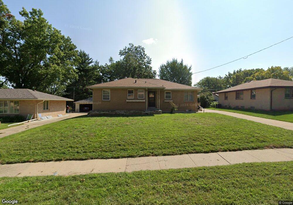 4109 39th Place, Des Moines, IA 50310 - photo 1