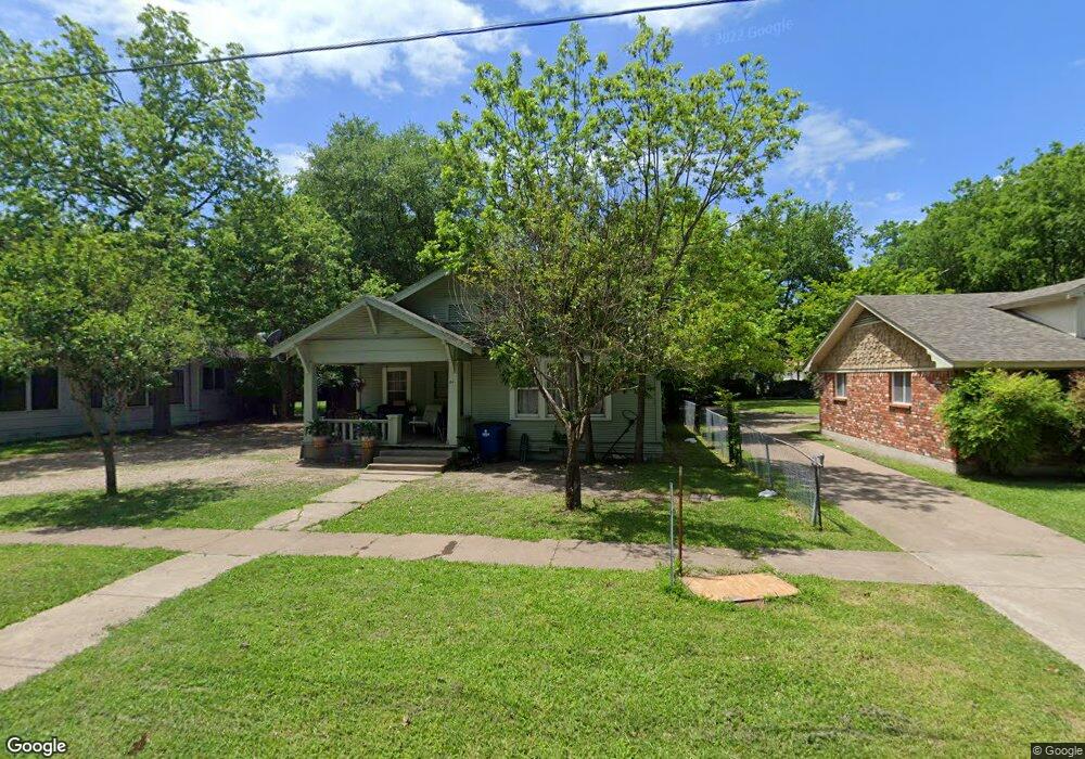 609 N Mckinney St, Ennis, TX 75119 - photo 1
