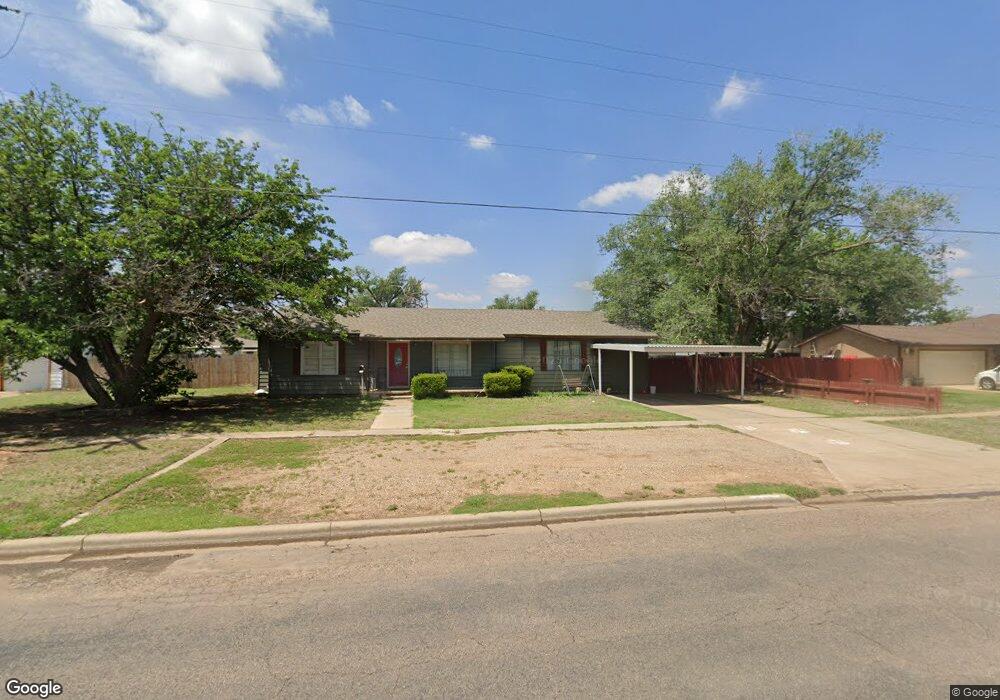 311 Yonkers St, Plainview, TX 79072 - photo 1
