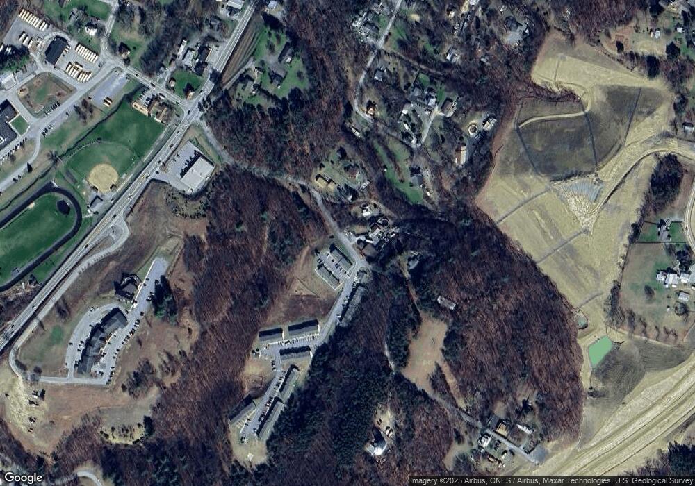 519 Myers Rd, Berkeley Springs, WV 25411 - photo 1