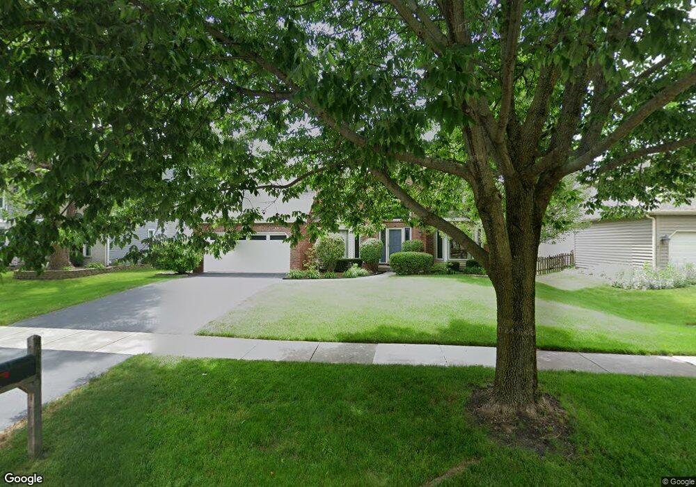 4444 Dairymans Cir, Naperville, IL 60564 - photo 1