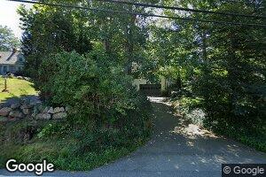 41 Quissett Ave, Woods Hole, MA 02543