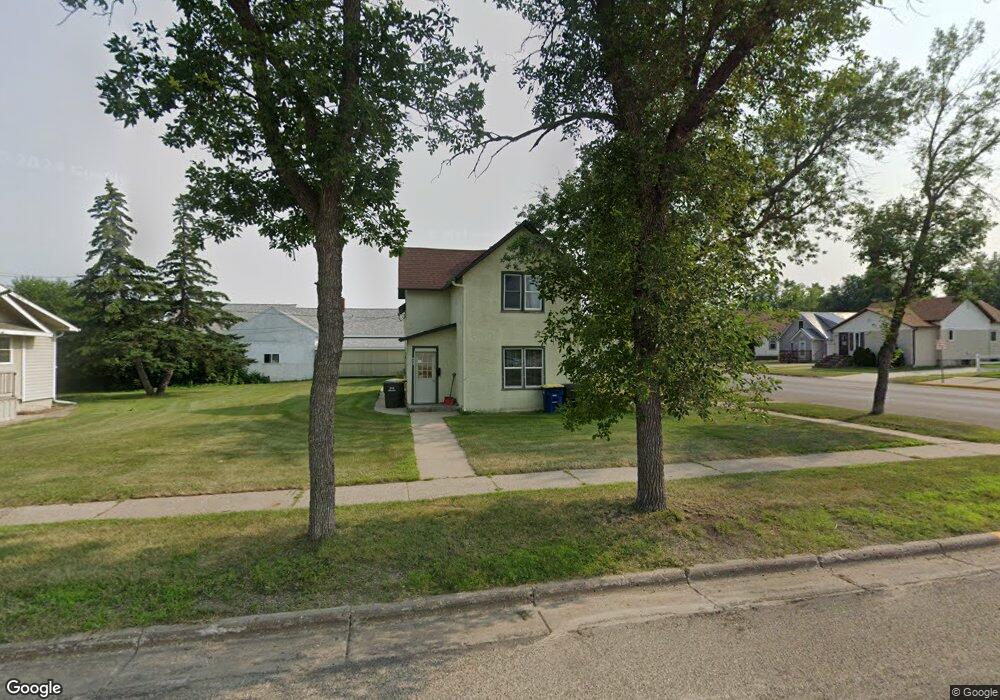 402 2nd St SE, Jamestown, ND 58401 - photo 1