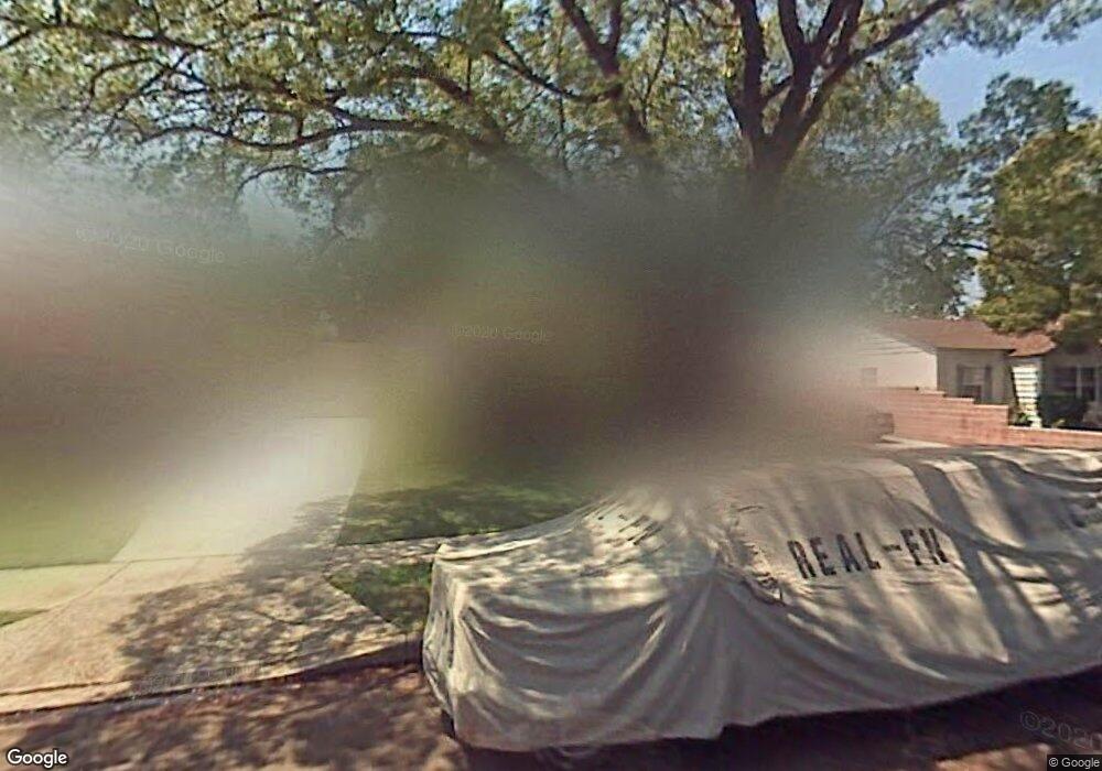 13940 Peach Grove St, Sherman Oaks, CA 91423 - photo 1