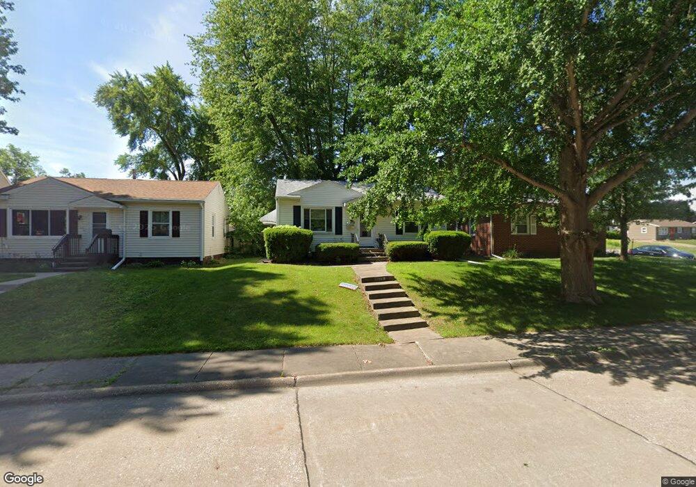 2223 W Dover Ct, Davenport, IA 52804 - photo 1