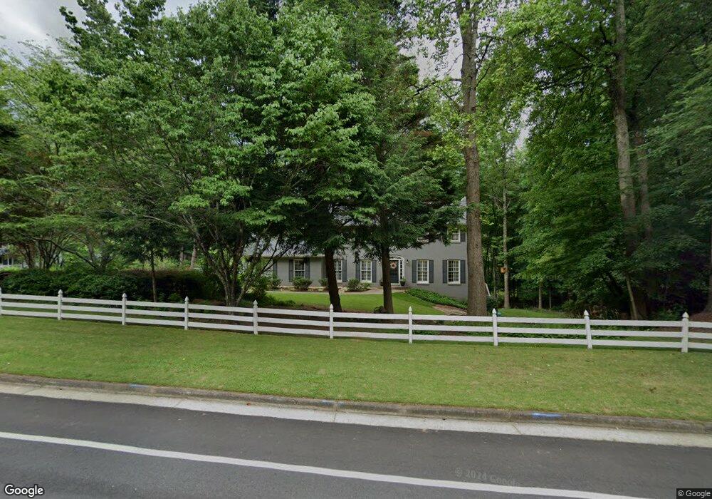 10605 Shallowford Rd, Roswell, GA 30075 - photo 1