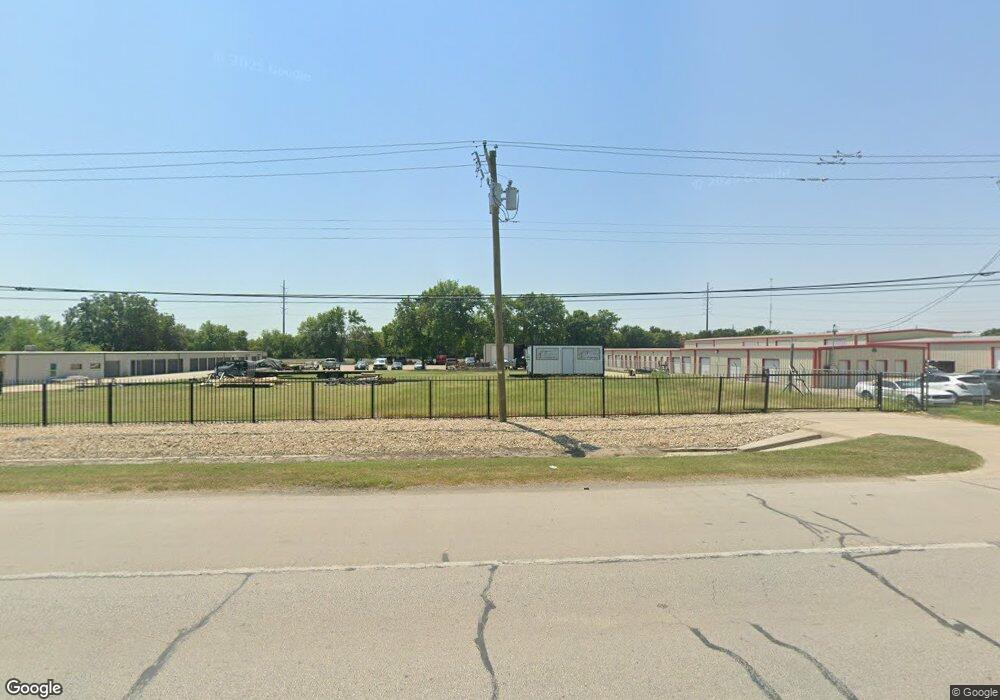 2009 S Kaufman St, Ennis, TX 75119 - photo 1