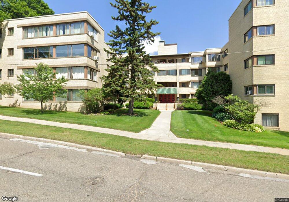 915 E Court #405 St, Flint, MI 48503 - photo 1