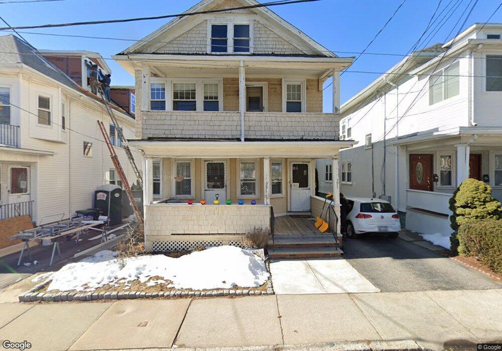 97 W Quincy St unit 97, Somerville, MA 02144 - photo 1