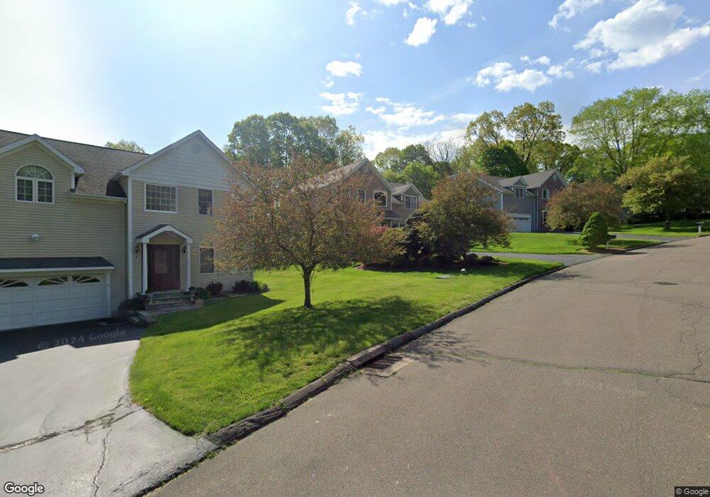 10 Sarenee Cir, Trumbull, CT 06611 - photo 1