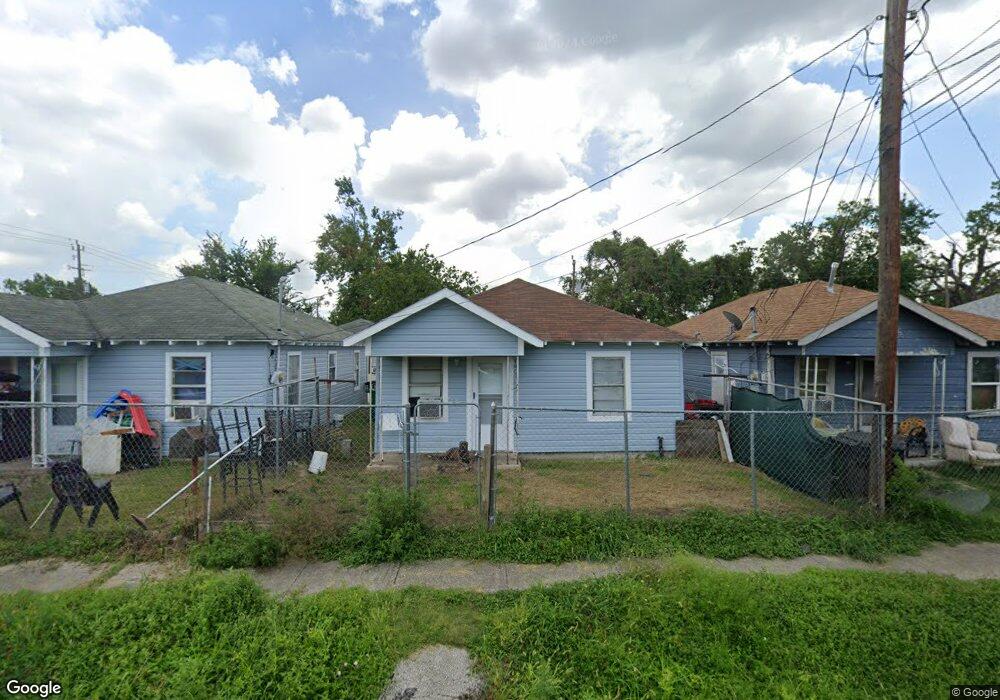 3538 Russell St unit 18, Houston, TX 77026 - photo 1