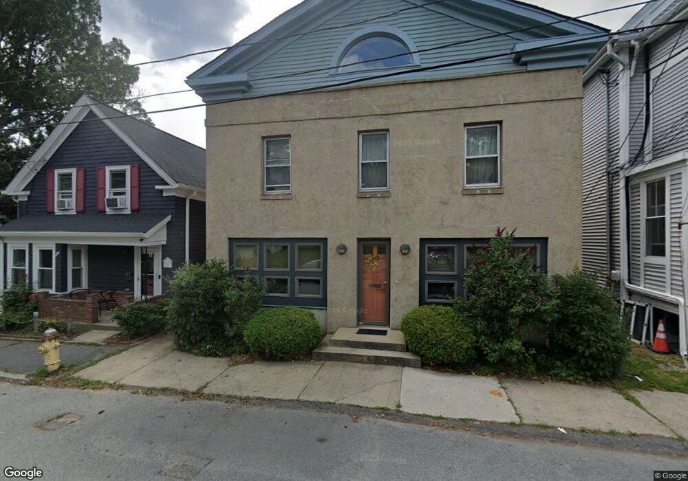 10 Cliff St, Salem, MA 01970 - photo 1