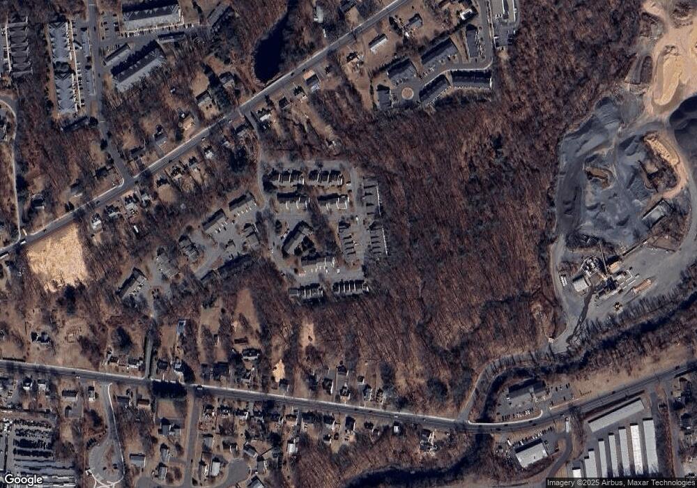 11 Oak Forest Dr unit 1, Manchester, CT 06042 - photo 1