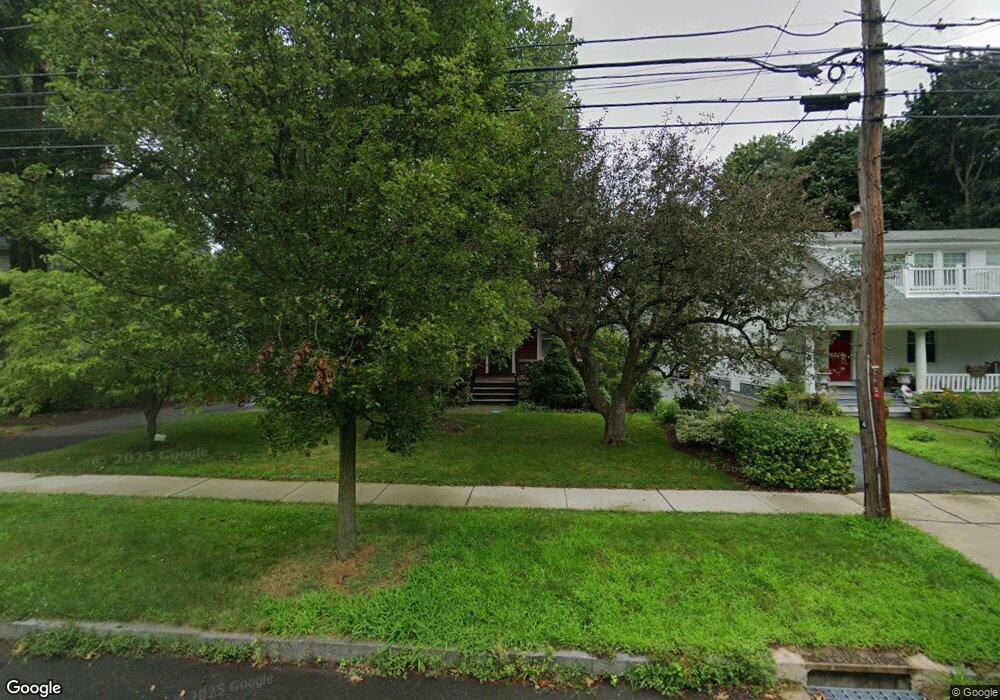 44 Beverly Rd, West Hartford, CT 06119 - photo 1