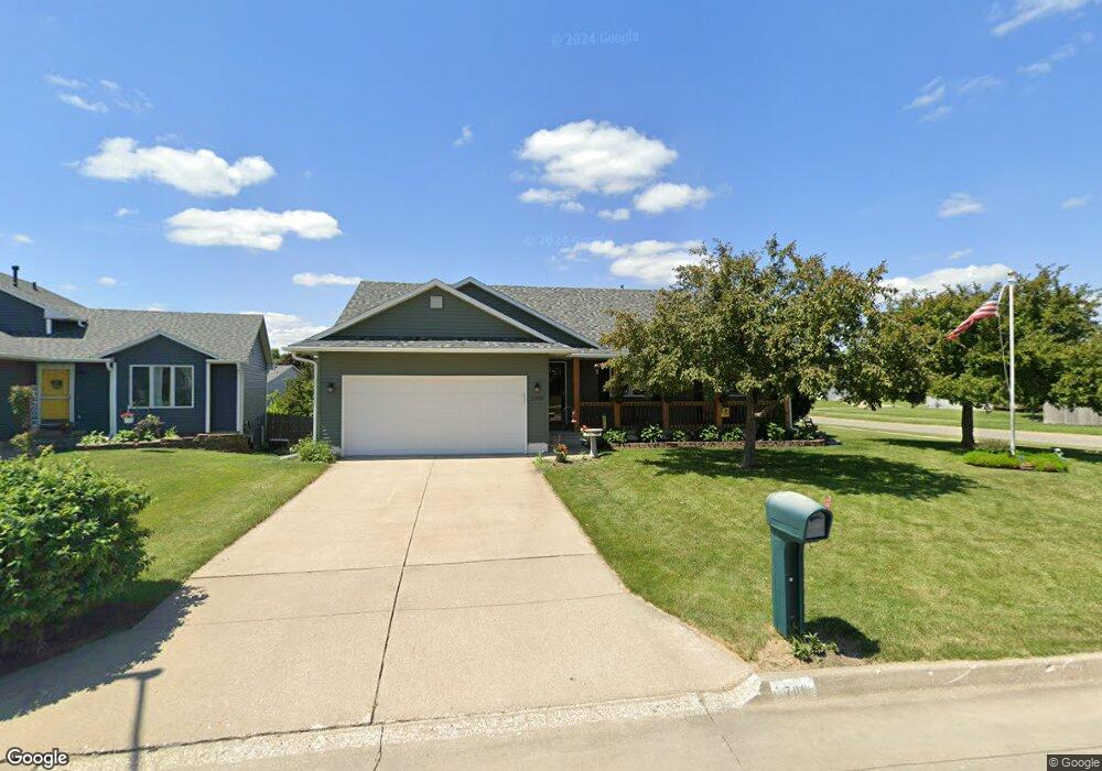 2700 River Ridge Rd, Des Moines, IA 50320 - photo 1