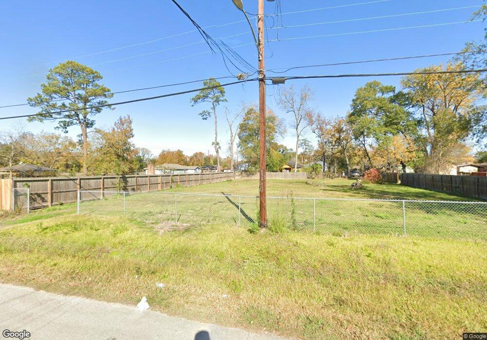 5705 Collins Rd, Houston, TX 77016 - photo 1