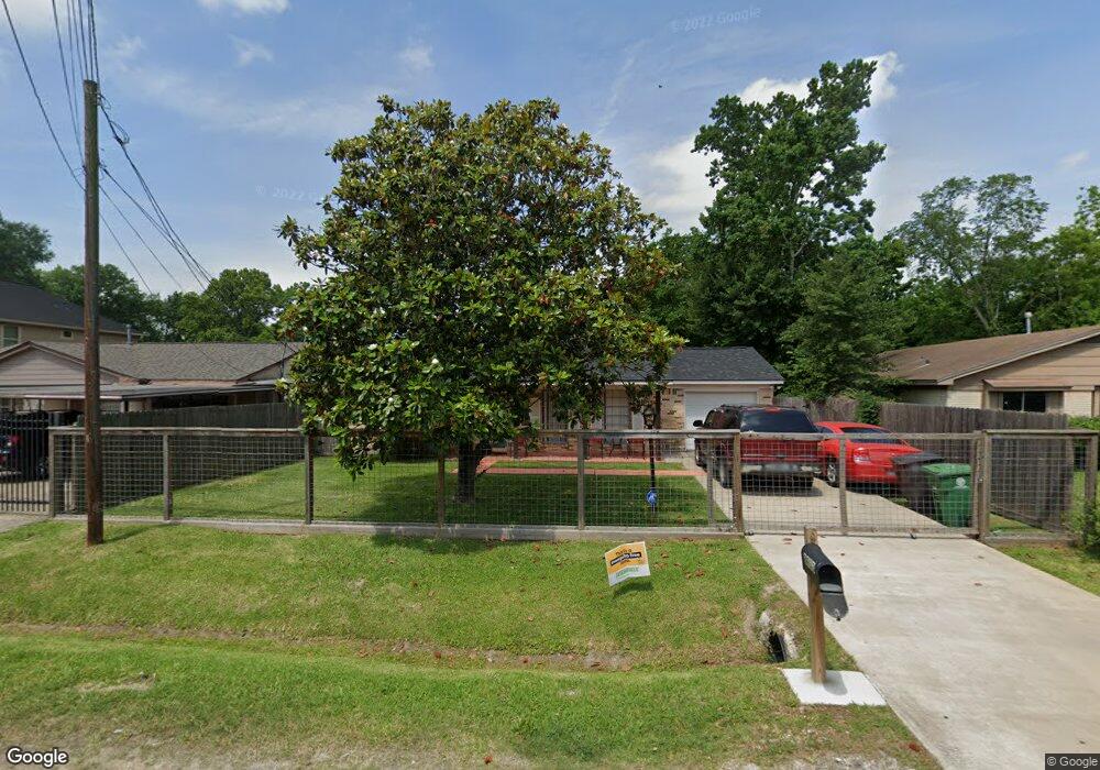 8933 Etta St, Houston, TX 77093 - photo 1