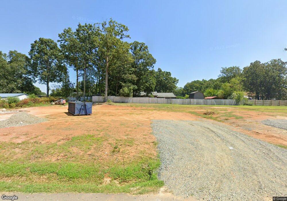 590 Love St SW unit 11, Concord, NC 28027 - photo 1