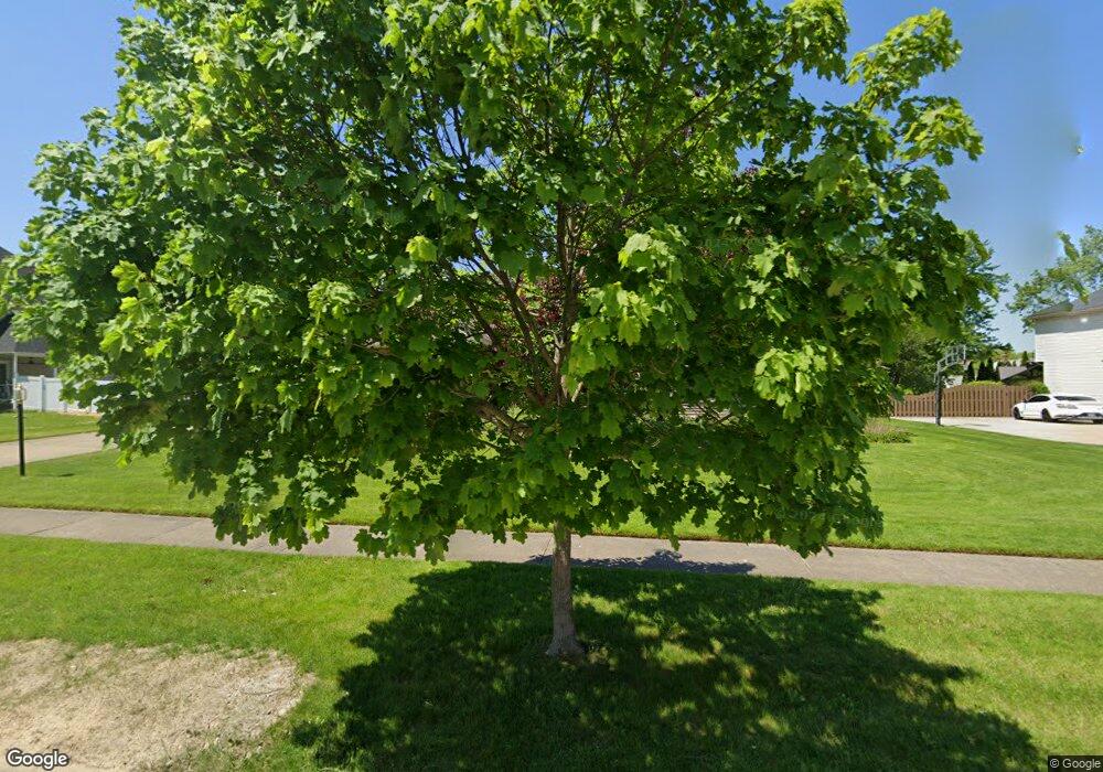 9552 Amberwood Ct, Broadview Heights, OH 44147 - photo 1