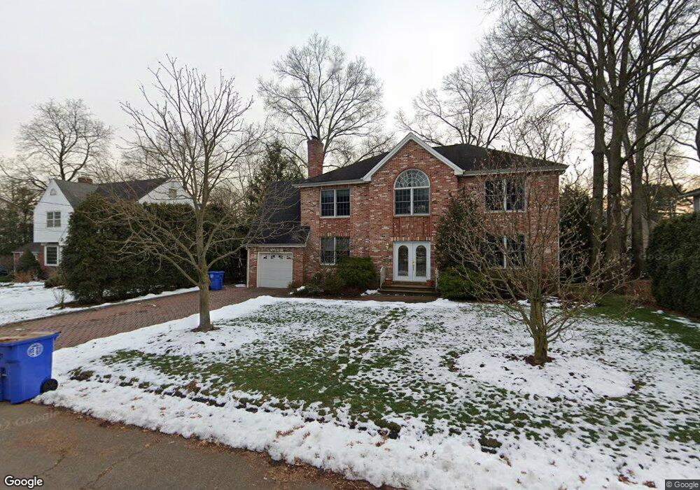 27 Louise Ln, Tenafly, NJ 07670 - photo 1