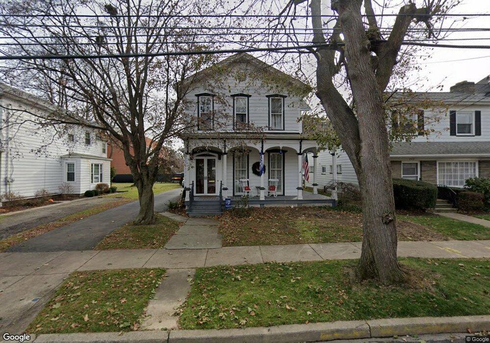253 N Maple Ave, Kingston, PA 18704 - photo 1