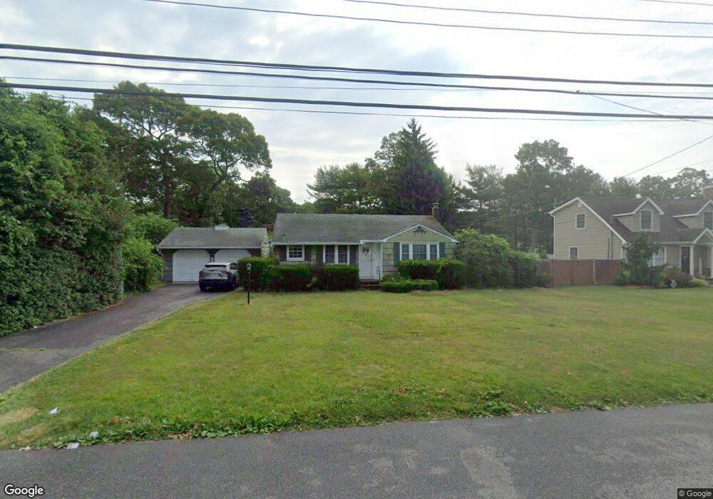 19 Vautrin Ave, Holtsville, NY 11742 - photo 1