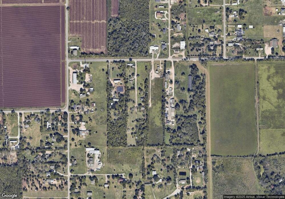 301 Reyes Rd, Rosenberg, TX 77471 - photo 1