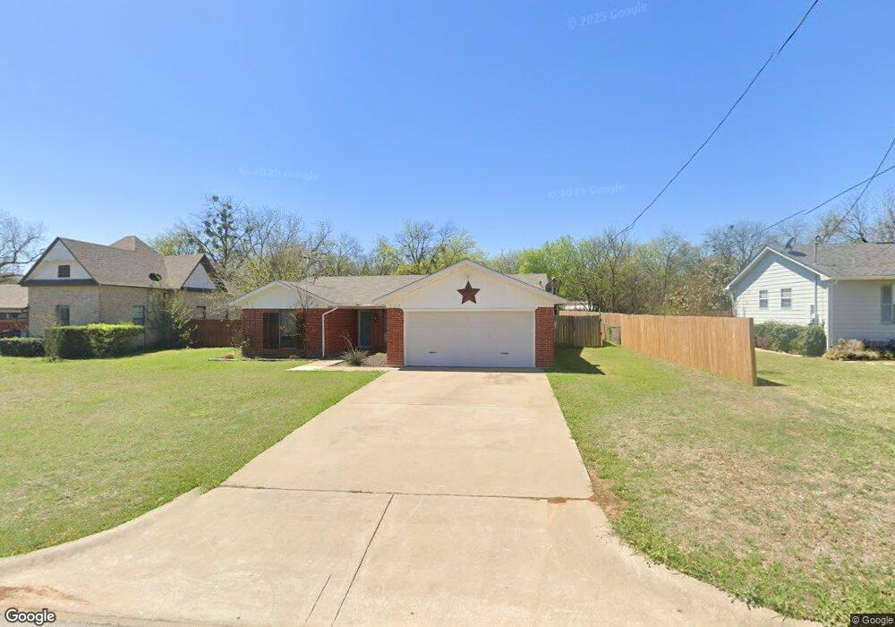 307 Glen Rose Ave, Cleburne, TX 76033 - photo 1