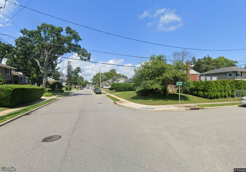 2855 Gerald Ct, North Bellmore, NY 11710 - photo 1