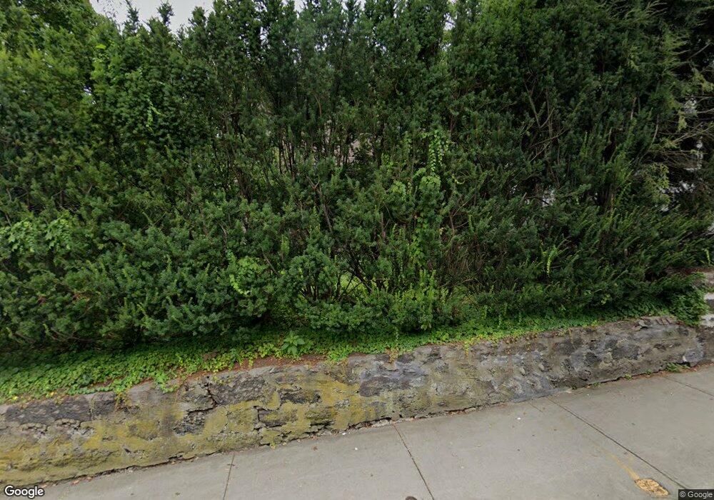 44 High St unit 2, Brookline, MA 02445 - photo 1