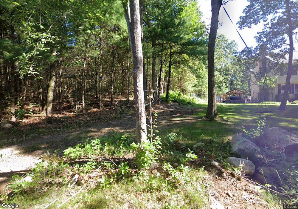 252 Albee Rd, Uxbridge, MA 01569 - photo 1