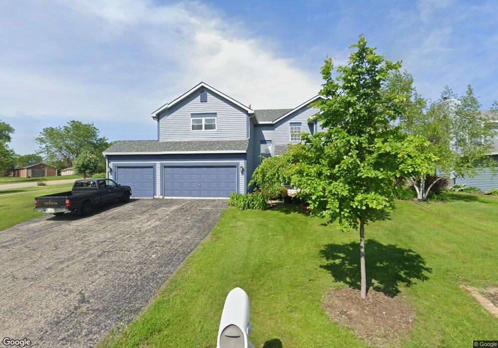 1102 Mcphee Dr, Lake In the Hills, IL 60156 - photo 1