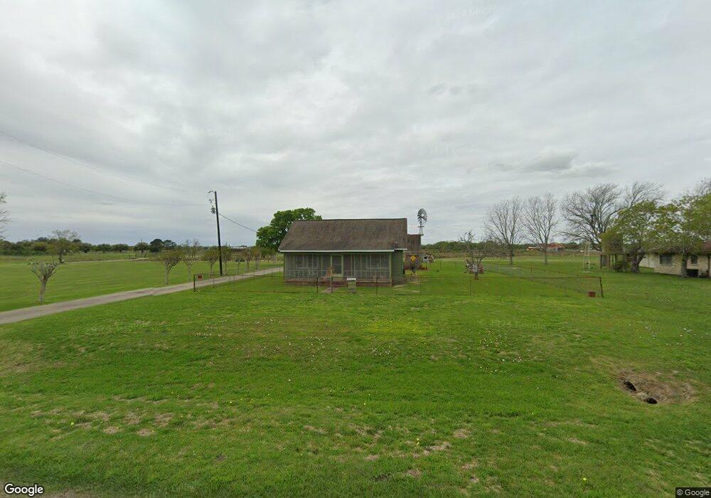 660 Cr 166 Bucks Bayou Rd, Bay City, TX 77414 - photo 1